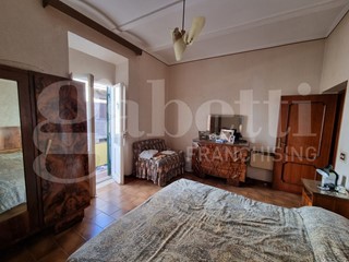 Appartamento in Vendita a Stimigliano, 55'000&euro;, 105 m²