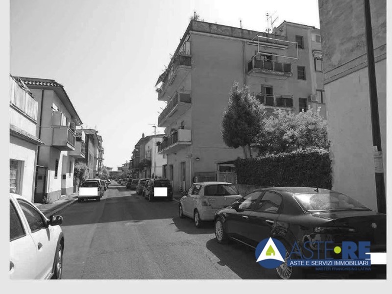 Quadrilocale in Vendita a Aprilia, 111'375€, 151 m²
