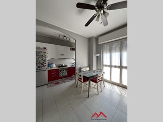 Trilocale in Vendita a Melzo, 142'000€, 86 m²