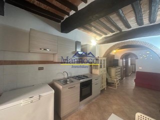 Bilocale in Vendita a Cascina, 120'000€, 40 m², arredato