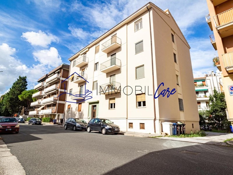 Quadrilocale in Vendita a Pisa, 380'000€, 103 m², con Box