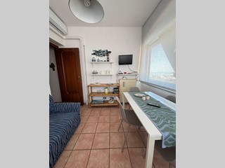 Trilocale in Affitto a Ameglia, zona Fiumaretta, 1'000€, 85 m², arredato