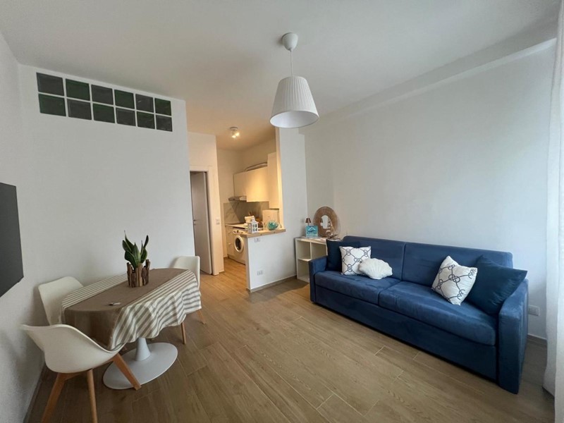 Bilocale in Affitto a Carrara, zona Marina di Carrara, 800€, 60 m², arredato