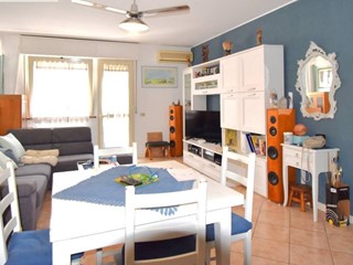 Attico in Vendita a Viareggio, 220'000€, 90 m², arredato