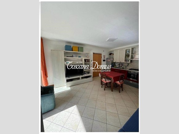 Trilocale in Vendita a Siena, 285'000€, 77 m², arredato, con Box