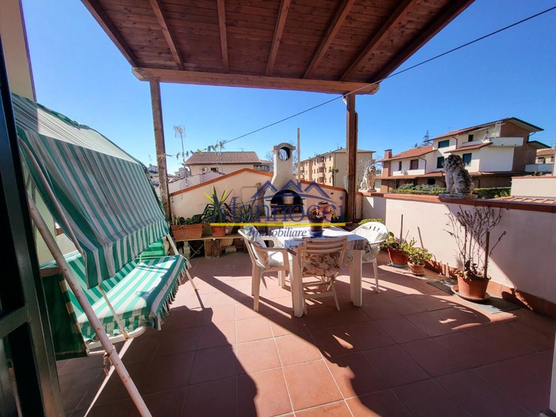 Quadrilocale in Vendita a Cascina, 168'000€, 90 m², arredato