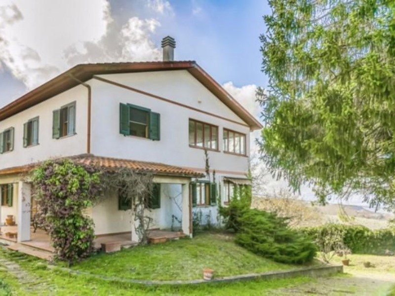 Villa in Vendita a Montaione, zona San Vivaldo, 360'000€, 300 m², con Box