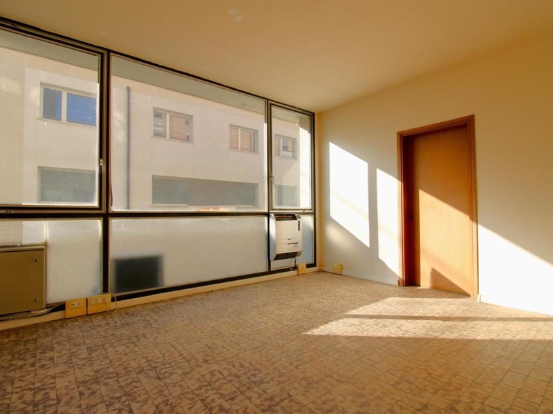 Ufficio in Affitto a Cascina, 600&euro;, 100 m²