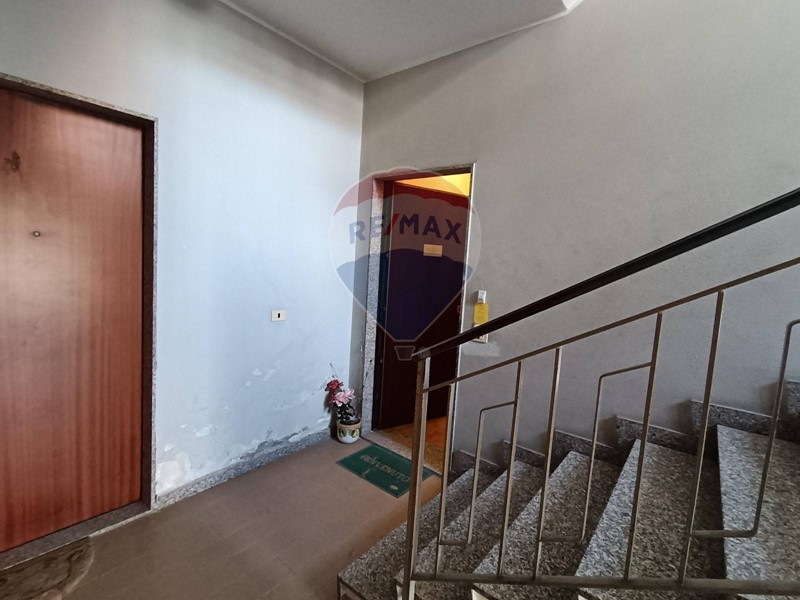 Appartamento in Vendita a Aci Catena, 110'000€, 120 m²