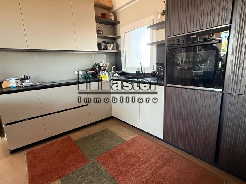 Trilocale in Vendita a Treviso, 320'000&euro;, 104 m²