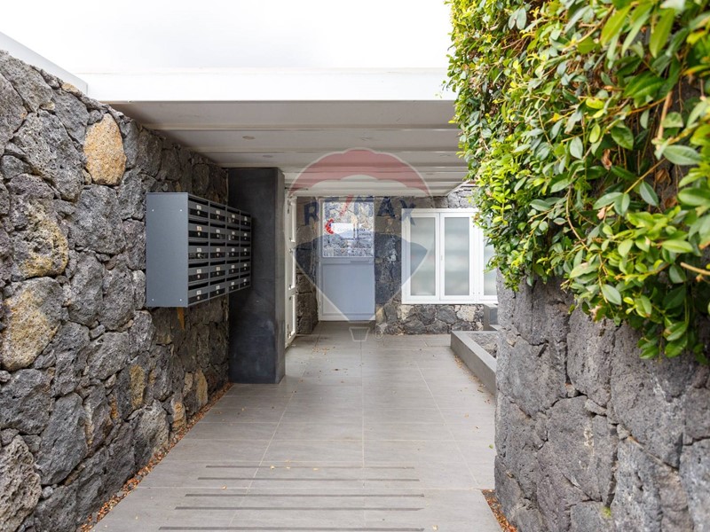 Villa in Vendita a Catania, 290'000&euro;, 200 m²