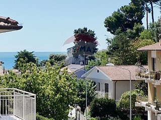 Appartamento in Vendita a Numana, 500'000€, 160 m²