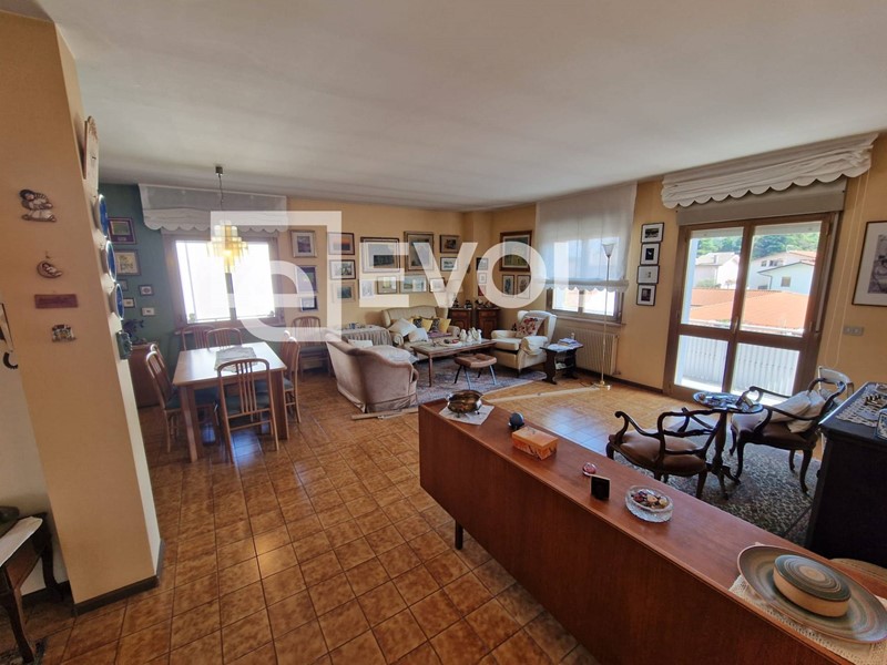 Trilocale in Vendita a Tarcento, 119'000€, 106 m²