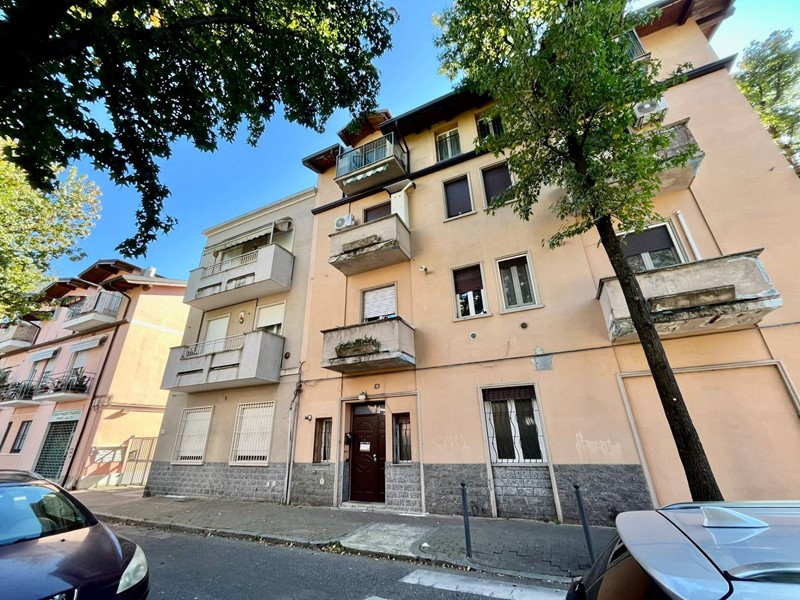 Bilocale in Vendita a Cinisello Balsamo, 195'000€, 90 m²