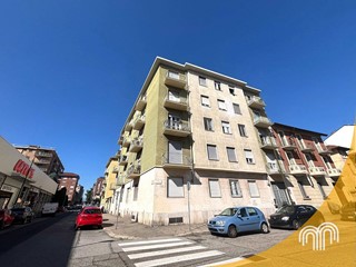 Trilocale in Vendita a Torino, 109'000€, 80 m²
