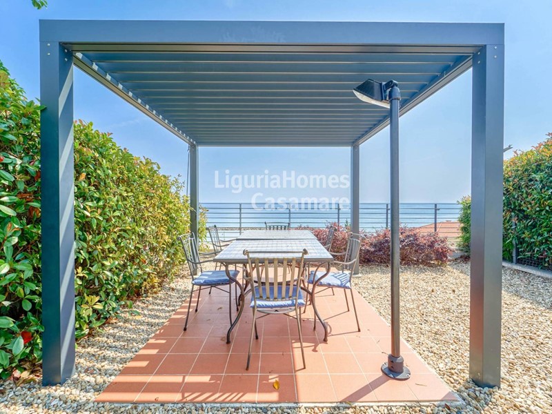 Bilocale in Vendita a Santo Stefano al Mare, 350'000&euro;, 68 m²