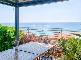 Trilocale in Vendita a Santo Stefano al Mare, 470'000€, 65 m²