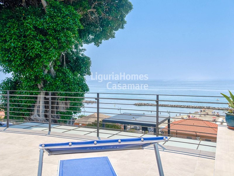 Appartamento in Vendita a Santo Stefano al Mare, 720'000€, 100 m²