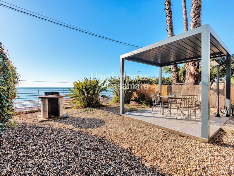 Trilocale in Vendita a Santo Stefano al Mare, 400'000&euro;, 45 m²