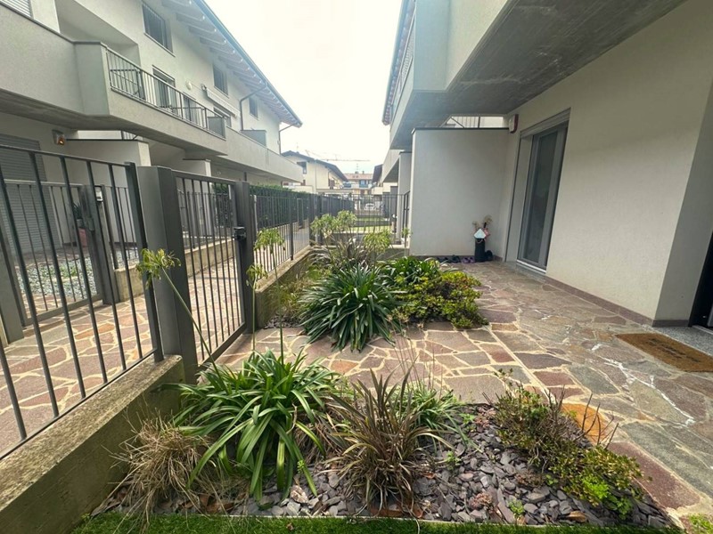 Trilocale in Vendita a Bonate Sopra, 275'000€, 110 m²