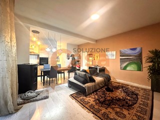 Trilocale in Vendita a Piacenza, 139'000€, 112 m²