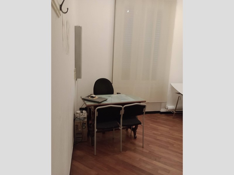 Immobile commerciale in Affitto a Genova, 800€, 50 m²