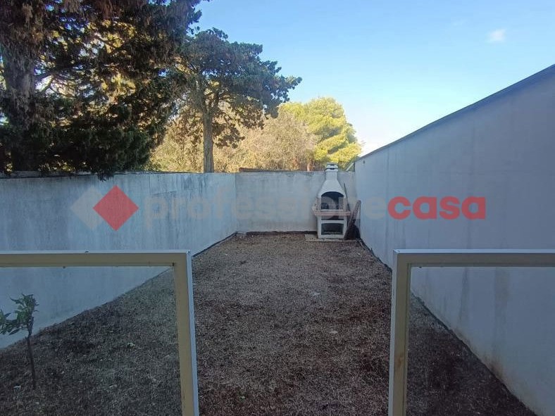 Casa Indipendente in Vendita a Giurdignano, 88'000€, 84 m²