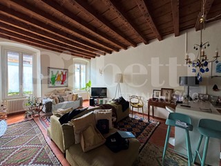 Casa Indipendente in Vendita a Brescia, 820'000€, 648 m²