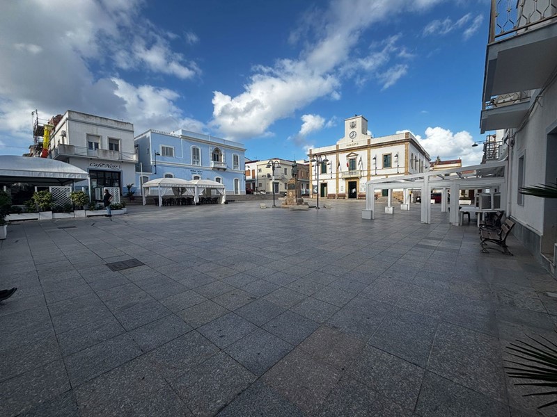 Trilocale in Vendita a Calasetta, 105'000&euro;, 90 m², arredato