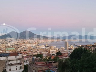 Quadrilocale in Vendita a Napoli, 625'000€, 120 m²