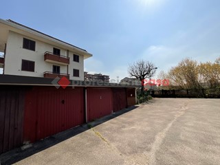 Box in Vendita a Limbiate, 8'500€, 15 m²