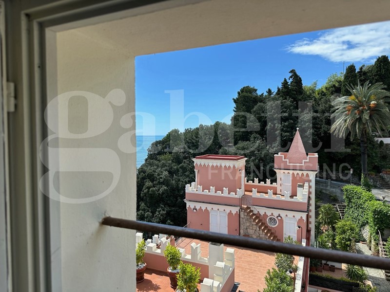 Attico in Vendita a Imperia, 1'059'000€, 233 m²