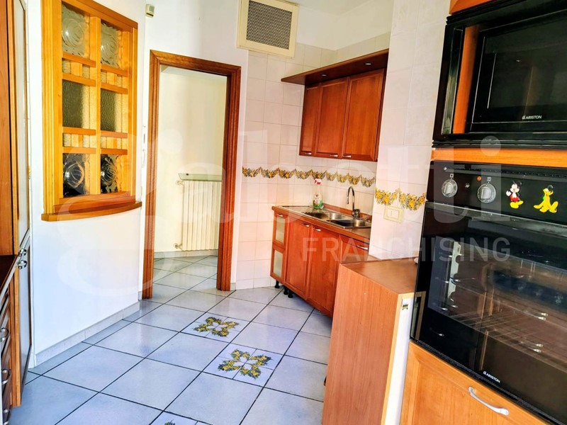 Quadrilocale in Vendita a Napoli, 480'000€, 113 m²