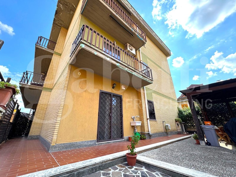 Trilocale in Vendita a Marino, 270'000€, 88 m²