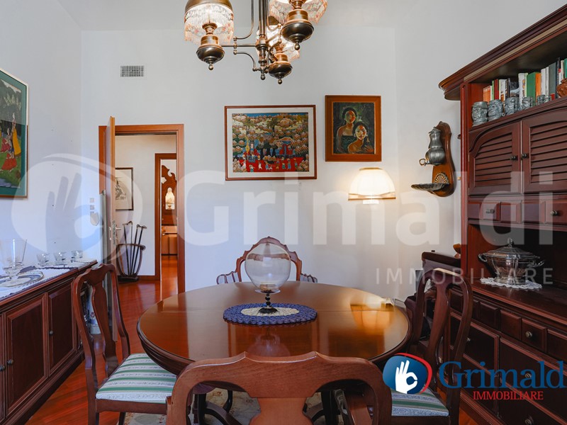 Appartamento in Vendita a Roma, 690'000&euro;, 120 m², arredato