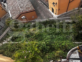 Appartamento in Vendita a Candida, 125'000&euro;, 146 m²