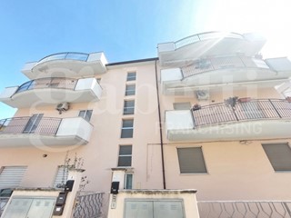 Quadrilocale in Vendita a Alba Adriatica, 180'000€, 200 m²