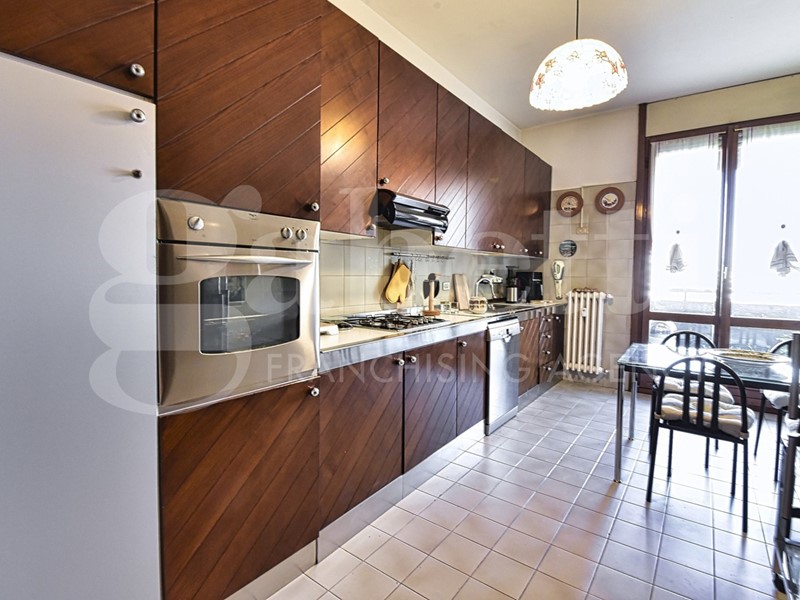 Trilocale in Vendita a Monza, 295'000€, 110 m²