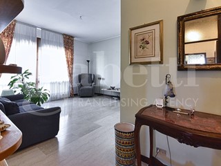 Trilocale in Vendita a Monza, 295'000€, 110 m²