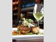 Attività commerciale in Vendita a Viareggio, zona Torre Del Lago Puccini, 790'000€, 300 m², arredato