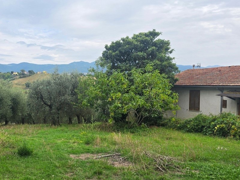 Casa Semi Indipendente in Vendita a Terni, zona Collescipoli, 93'000€, 71 m²