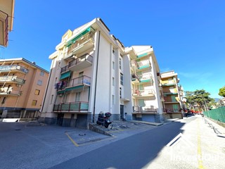 Monolocale in Vendita a Pietra Ligure, zona Zona Viale della Repubblica, 159'000€, 35 m², arredato