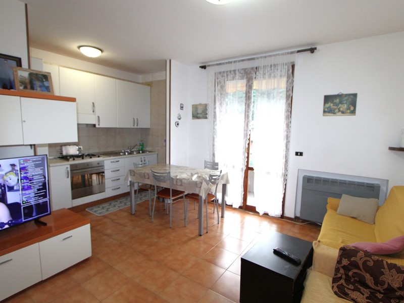 Quadrilocale in Vendita a Valsamoggia, zona Bazzano, 209'000€, 80 m², con Box