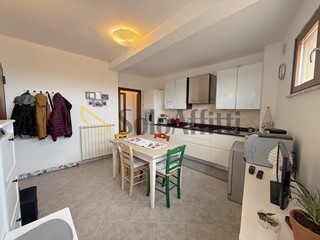 Trilocale in Affitto a Casciana Terme Lari, 550€, 70 m²