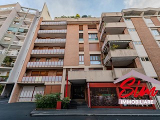 Trilocale in Vendita a Novara, zona Sacro Cuore, 230'000€, 158 m²