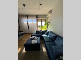 Quadrilocale in Vendita a Firenze, zona Castello, 295'000&euro;, 95 m²