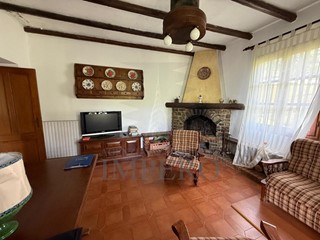 Casa Indipendente in Vendita a Apricale, 295'000€, 160 m², arredato
