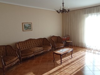 Appartamento in Vendita a Ragusa, 95'000&euro;, 130 m², arredato