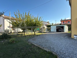 Casa Indipendente in Vendita a Guarda Veneta, 95'000€, 120 m², con Box