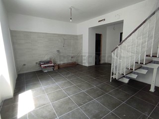 Bilocale in Vendita a Castel San Giorgio, 85'000€, 70 m²